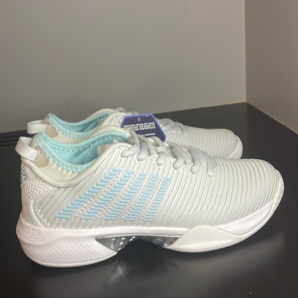 K Swiss Hypercourt Supreme Women’s Size 6 NIB - Picture 4 of 9